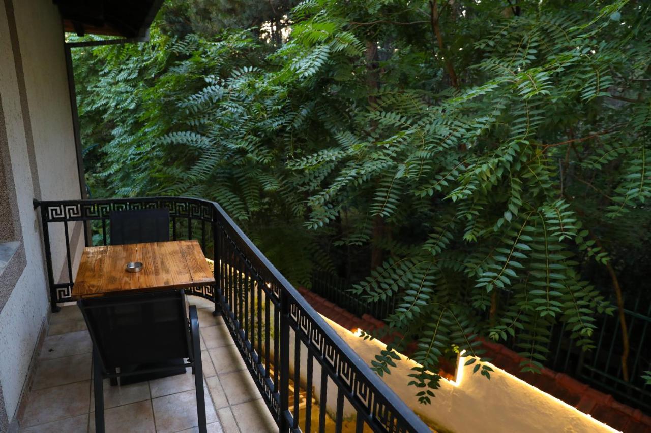 City Park Hostel Pristina Eksteriør bilde
