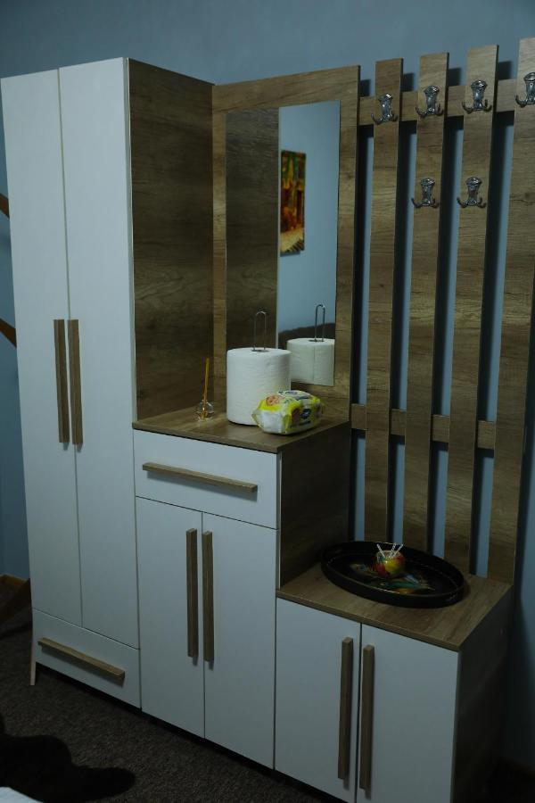 City Park Hostel Pristina Eksteriør bilde